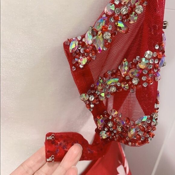 Burgundy Floral-Print Cap Sleeve With Crystal beading, Cocktail Party Dress - Picture 10 of 12